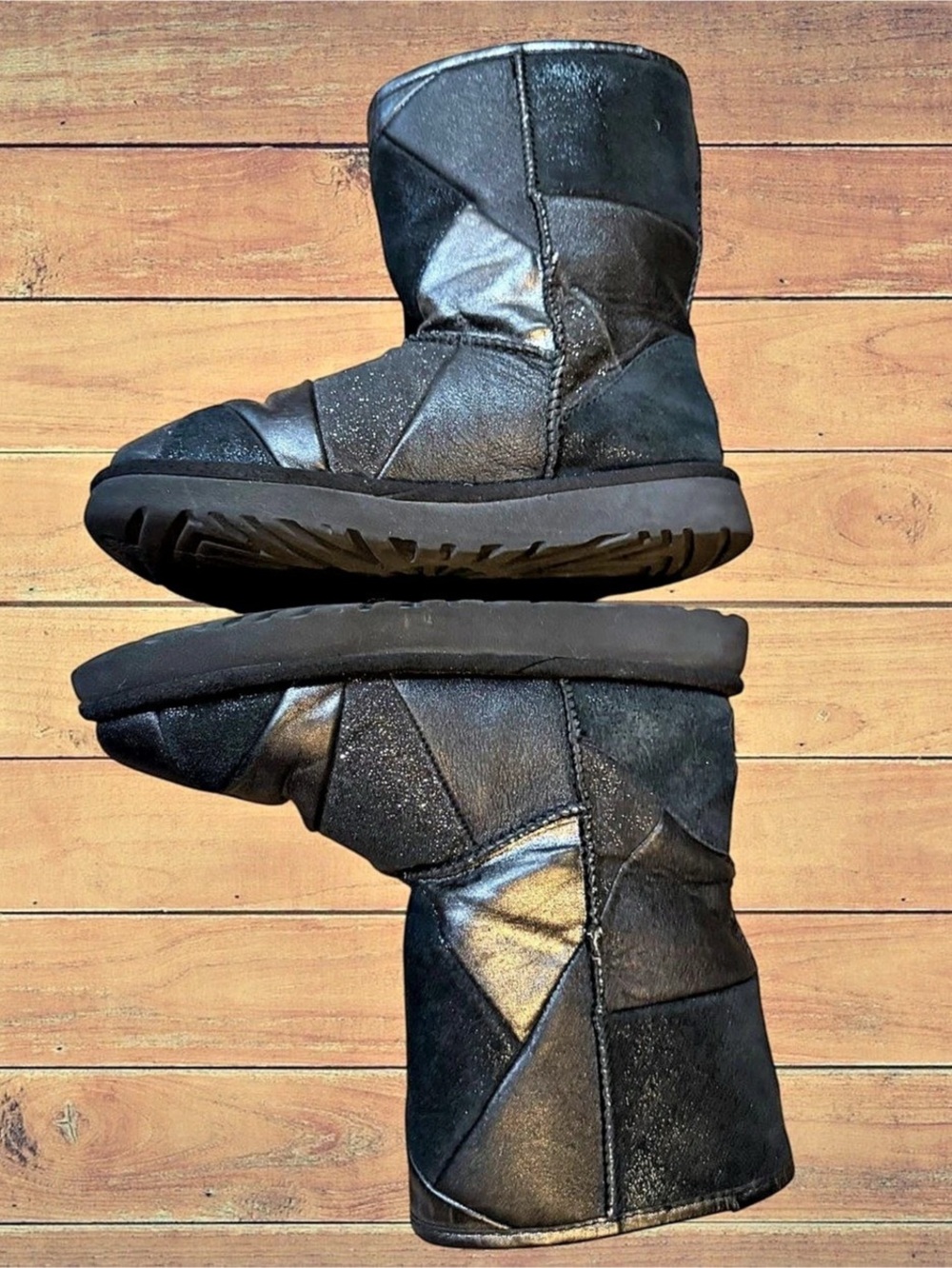 UGG Classic Short Black Glitter Patchwork Suede Leather Boots Size 8 GUC - Picture 11 of 16